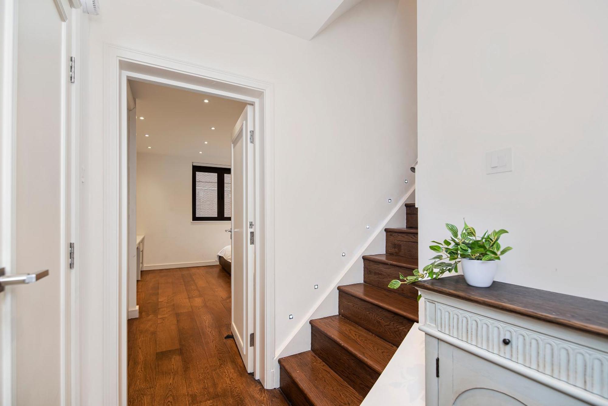 Central 2 Bed Maissonette Londra Exterior foto