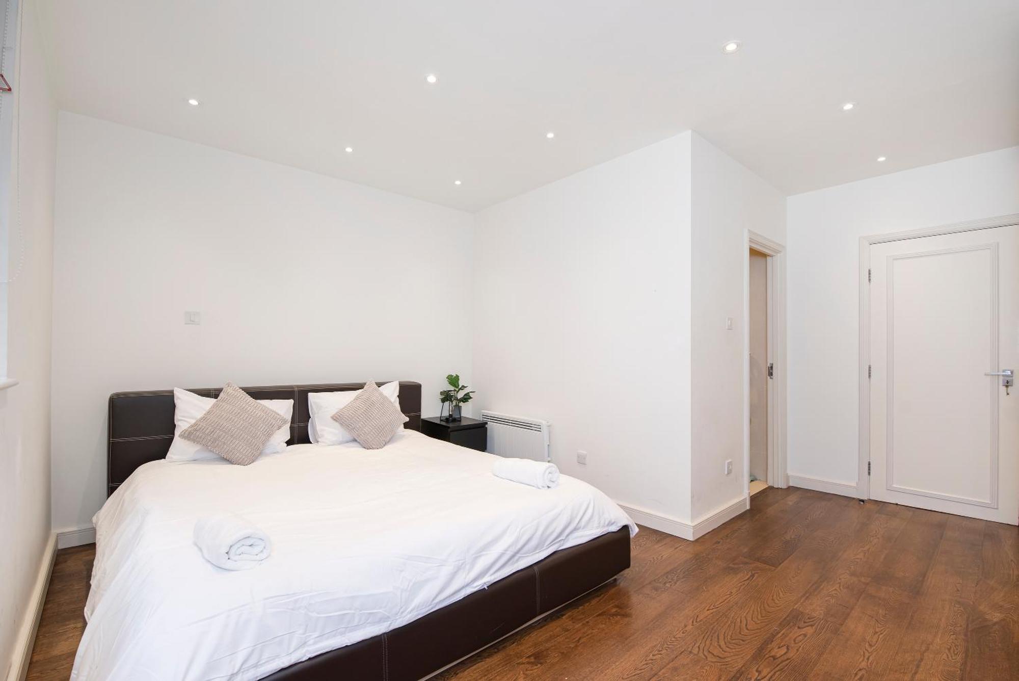 Central 2 Bed Maissonette Londra Exterior foto