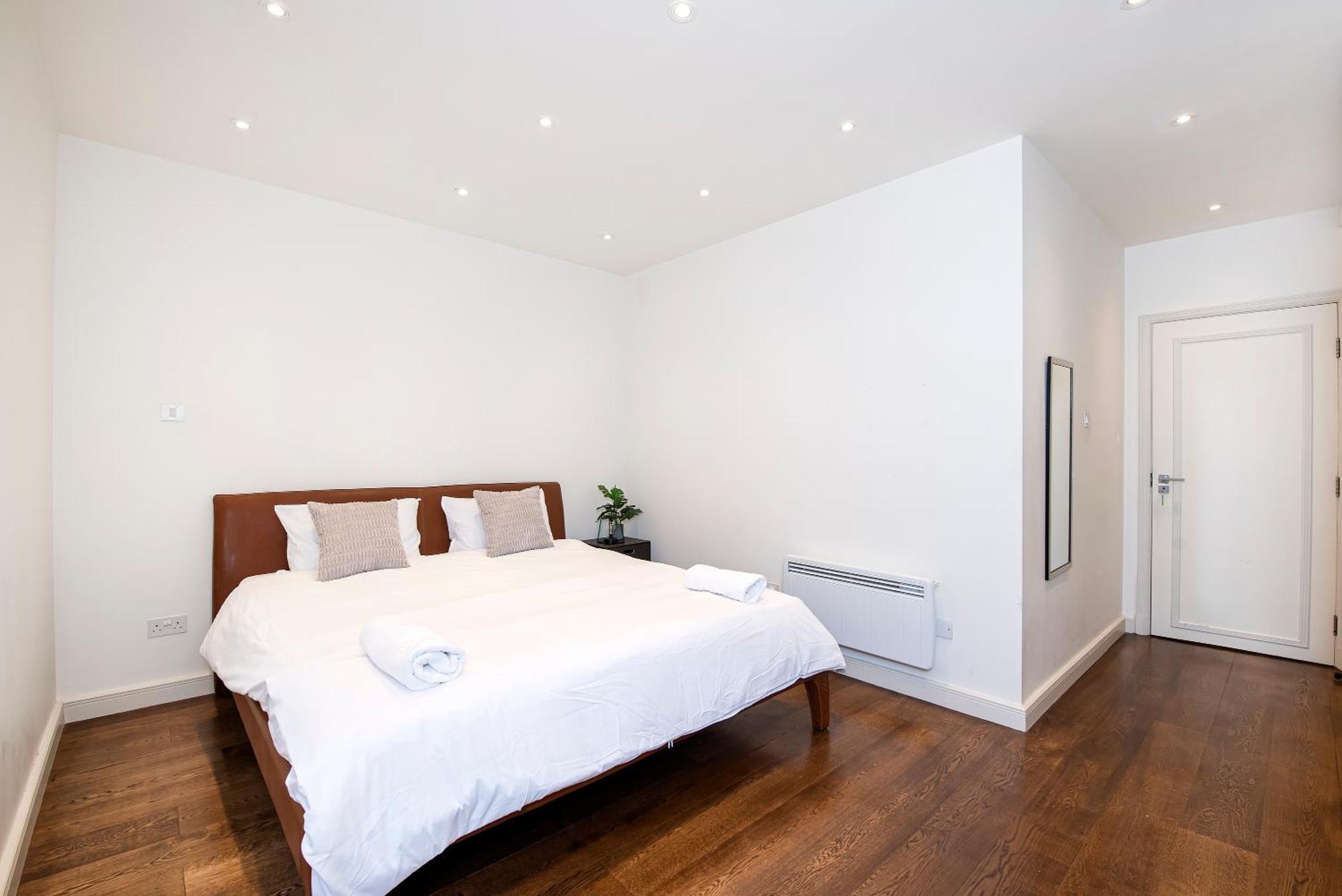 Central 2 Bed Maissonette Londra Exterior foto